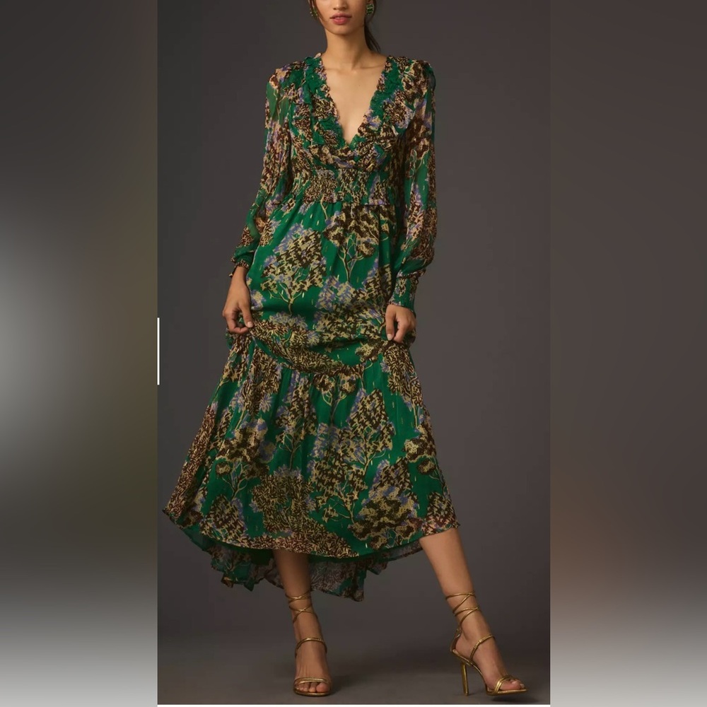 Anthropologie Odetta Ruffled V-Neck Dress Size Medium